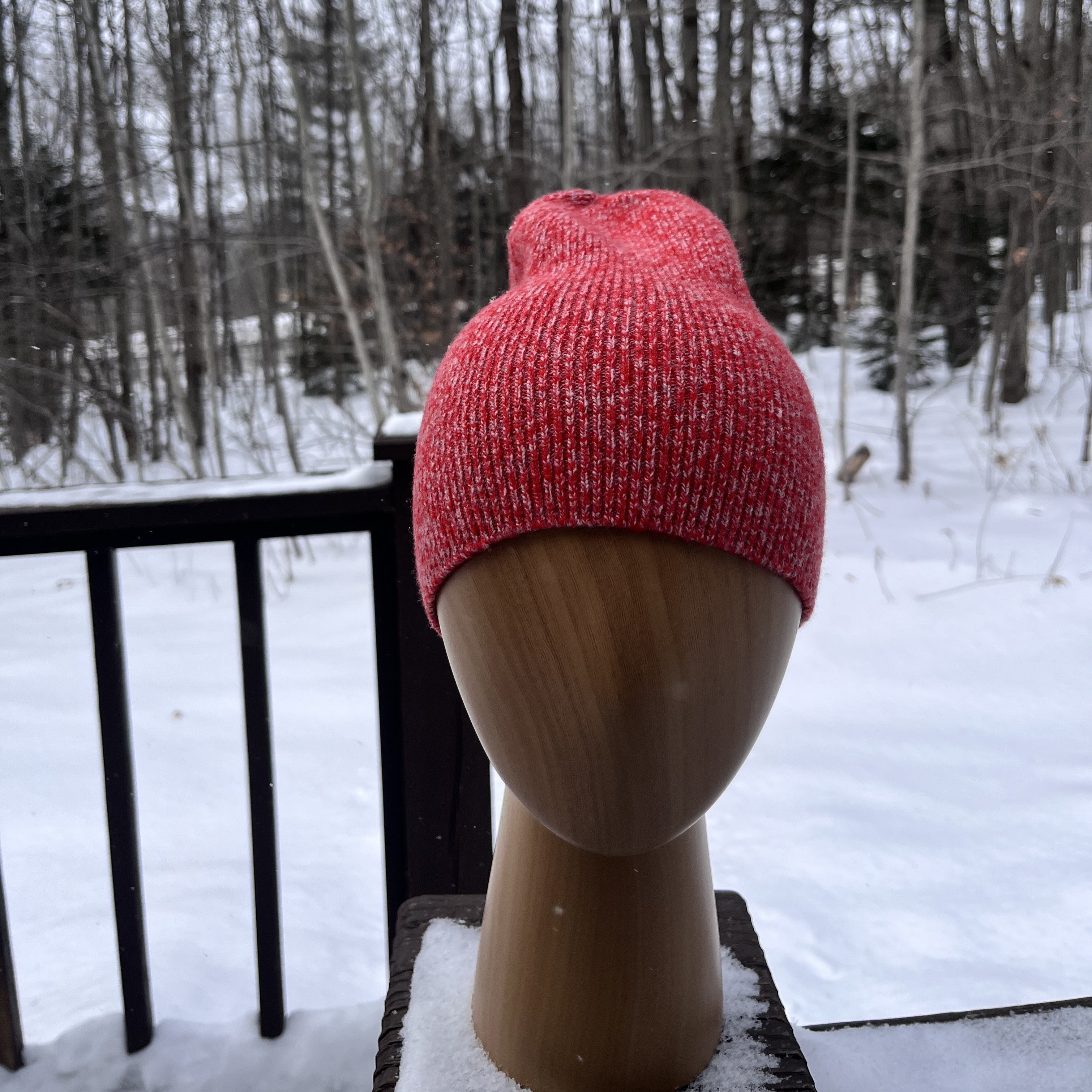 Ace All Weather Seamless Watchcap in Red Space Dye – SilentZ Knits